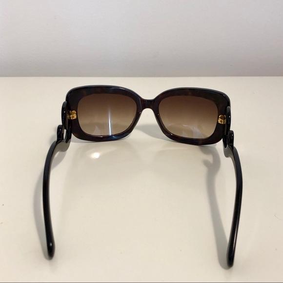 ❌SOLD❌Prada Square Baroque Sunglasses🕶 - Picture 3 of 8